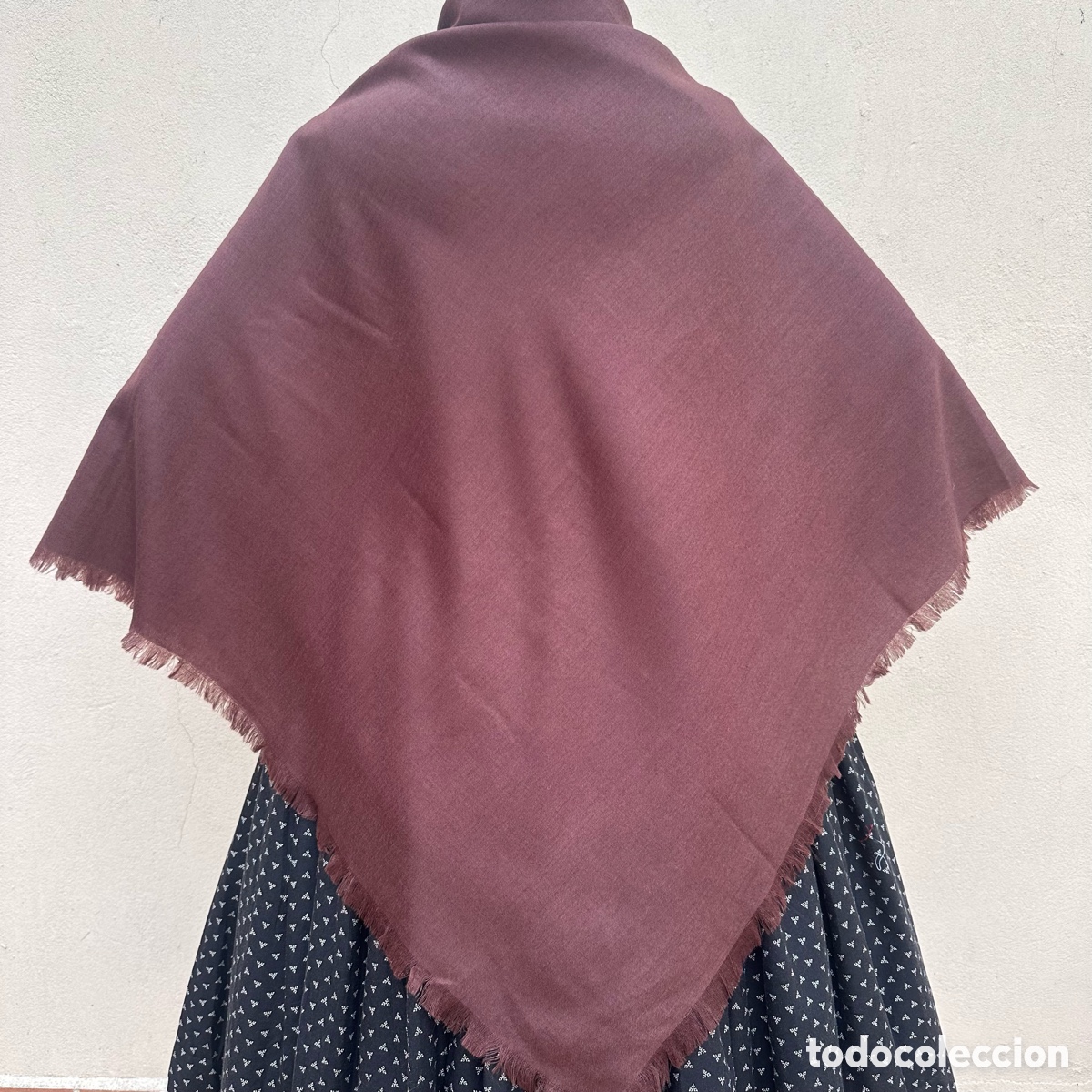 Segunda mano: MANT&Oacute;N DE LANA ( 590 ) - Foto 1