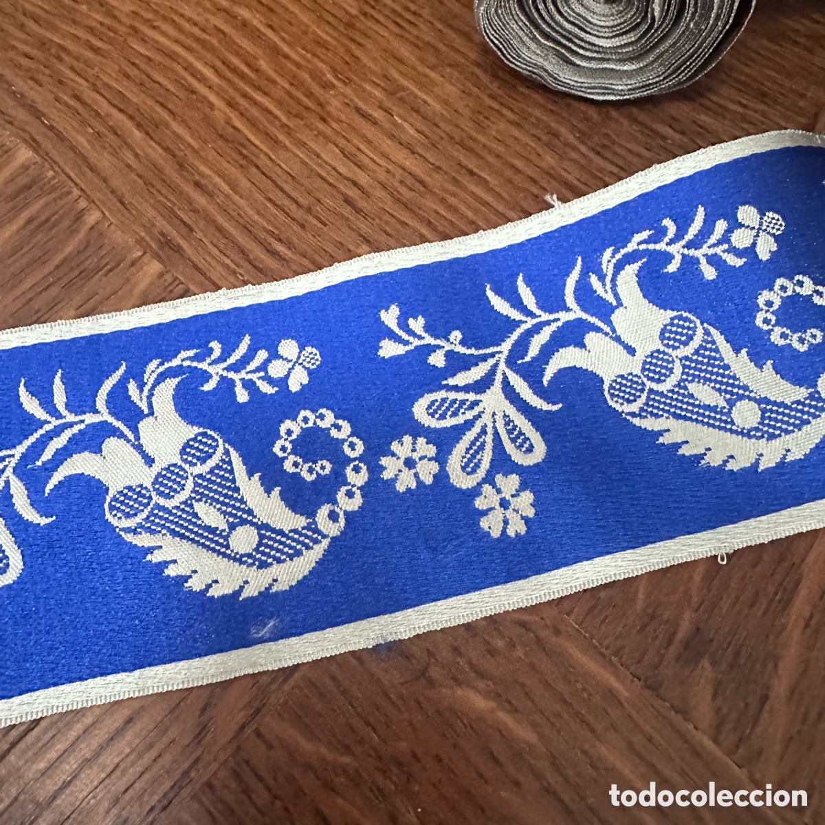 Segunda mano: CINTA O COLONIA DE SEDA - Foto 2
