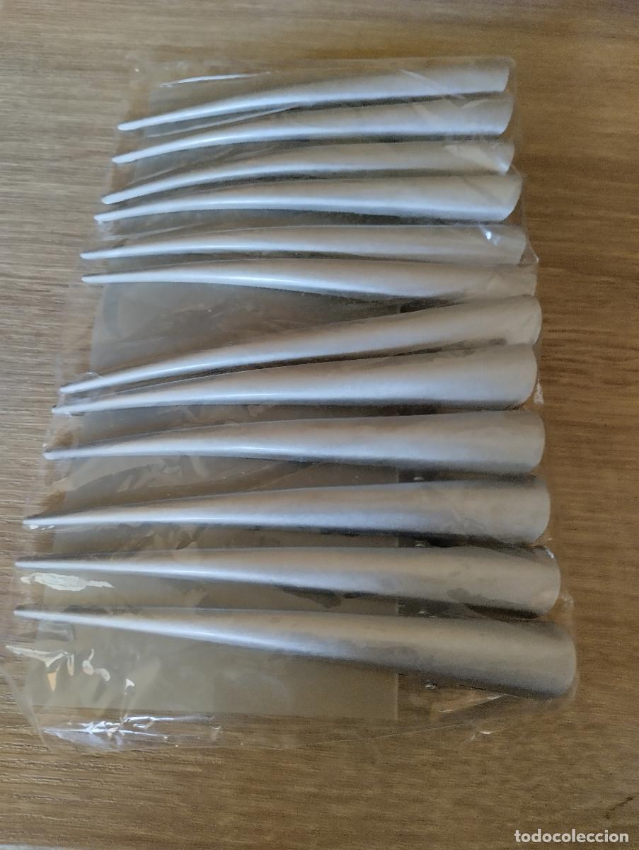 Segunda mano: pack de 12 pinzas grises para el pelo - Foto 1