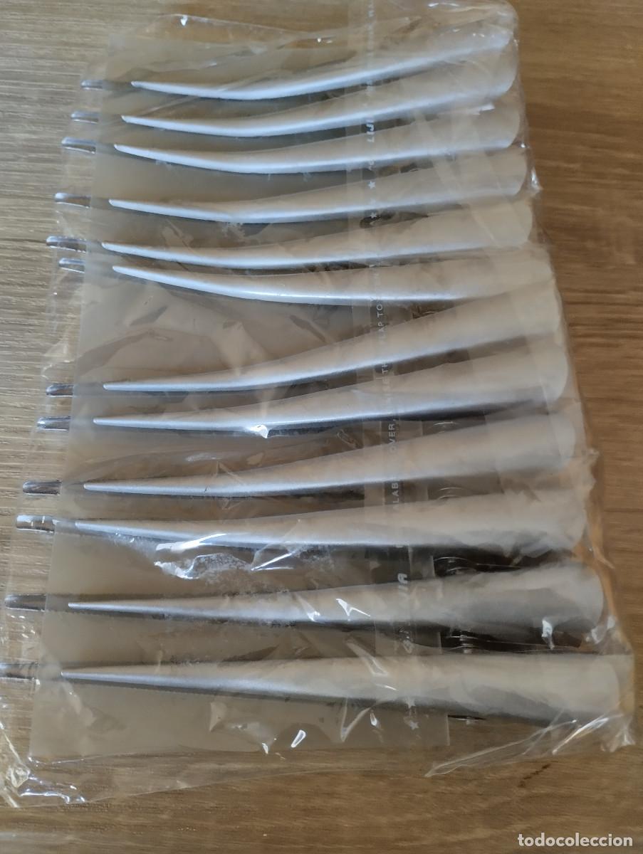 Segunda mano: pack de 12 pinzas grises para el pelo - Foto 2