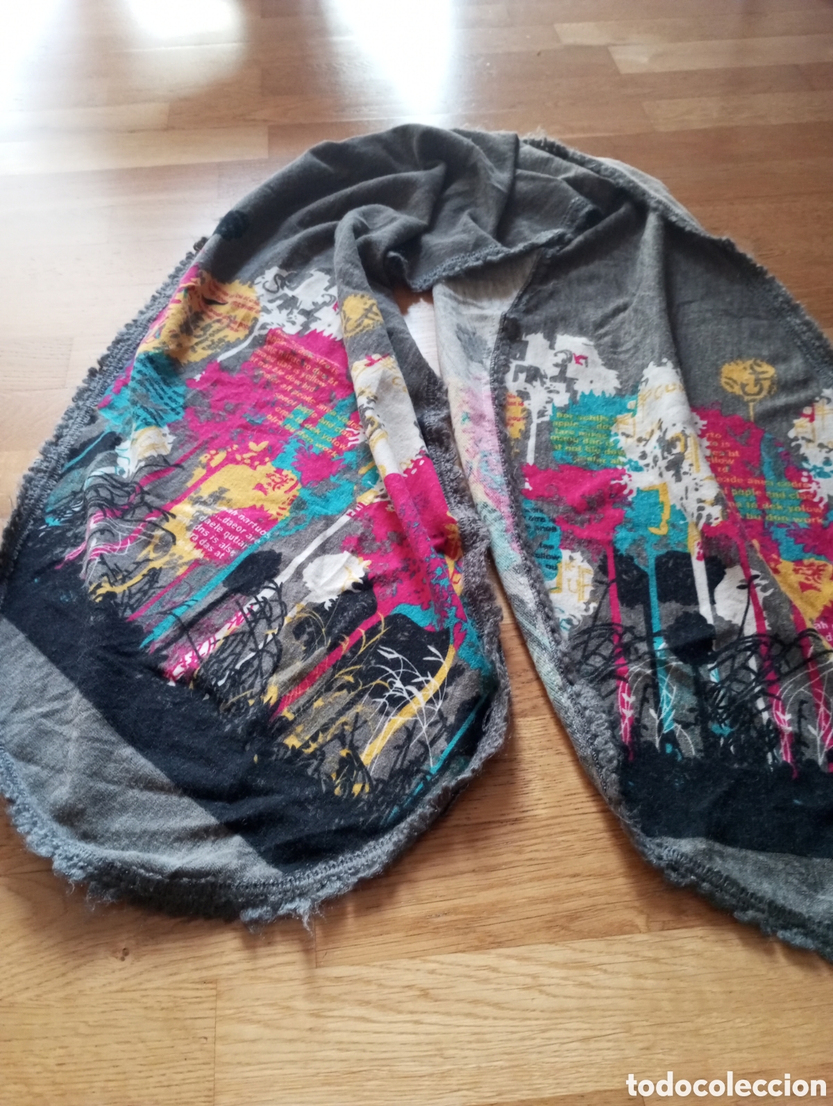 Segunda mano: Pa&ntilde;uelo bufanda foulard - Foto 3