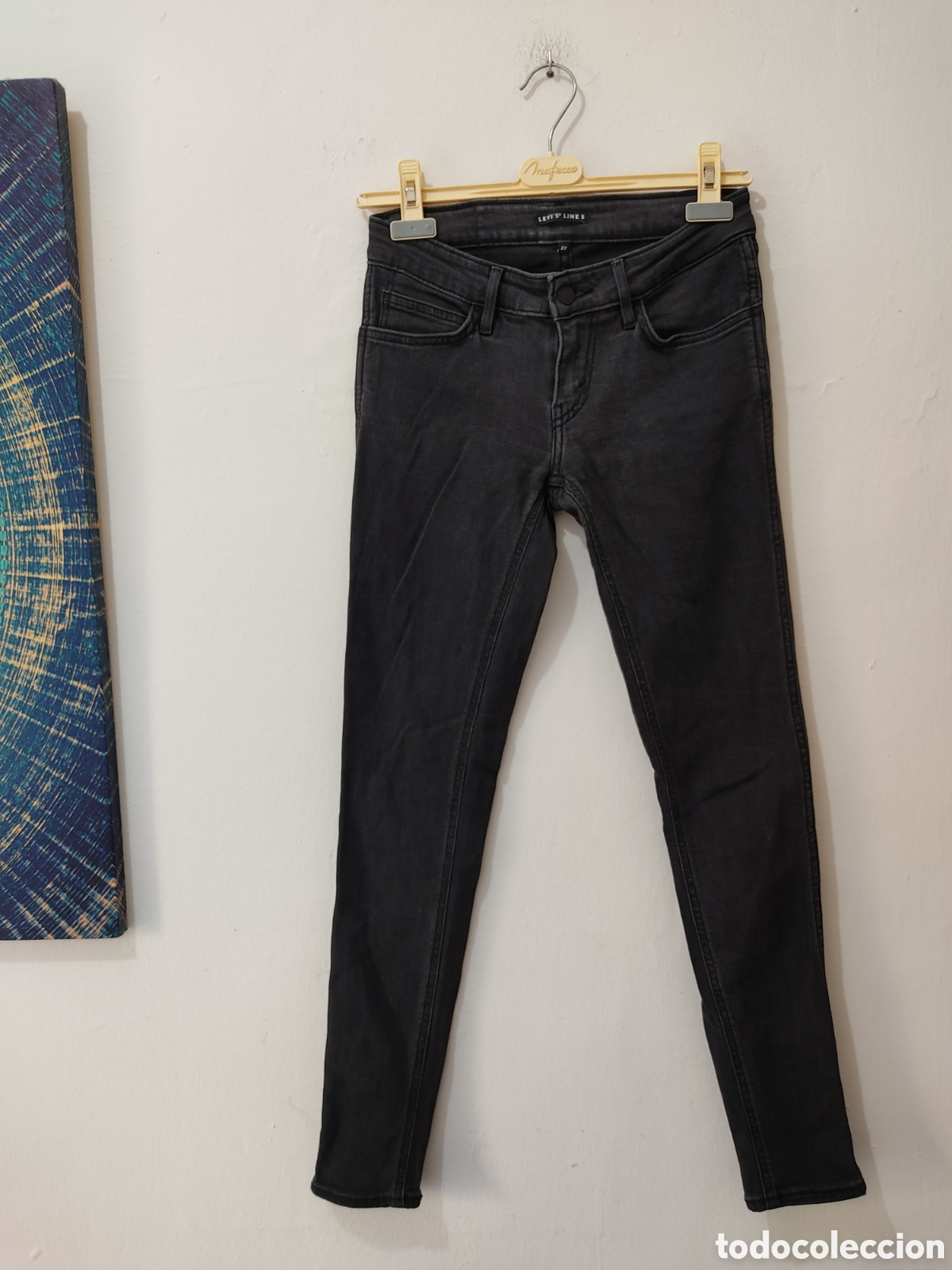 Segunda mano: Vaqueros Pitillo para mujer S Levis Line 8 - Foto 4