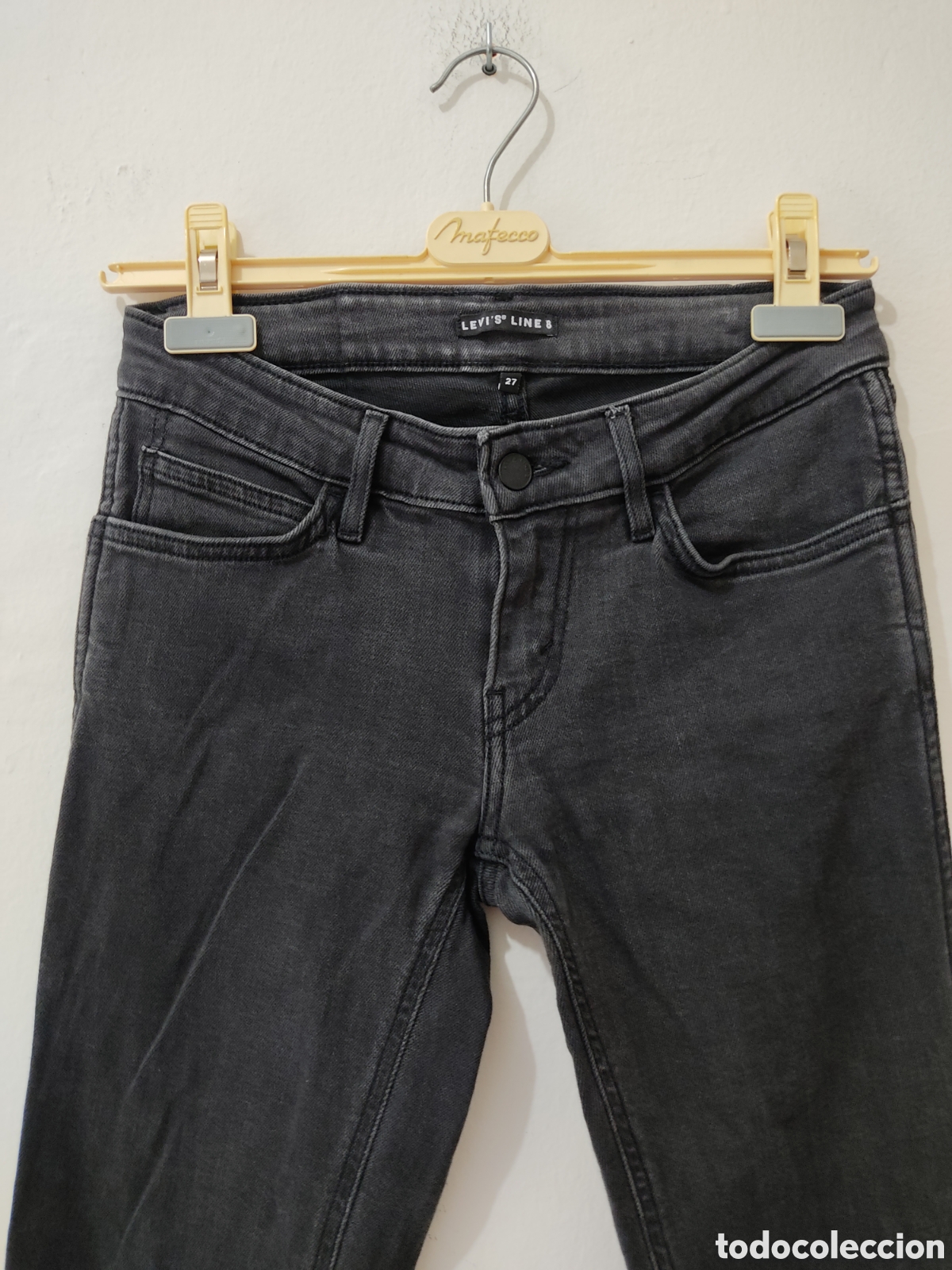 Segunda mano: Vaqueros Pitillo para mujer S Levis Line 8 - Foto 10