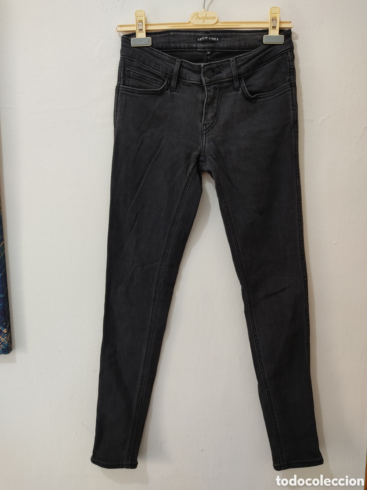 Segunda mano: Vaqueros Pitillo para mujer S Levis Line 8 - Foto 16