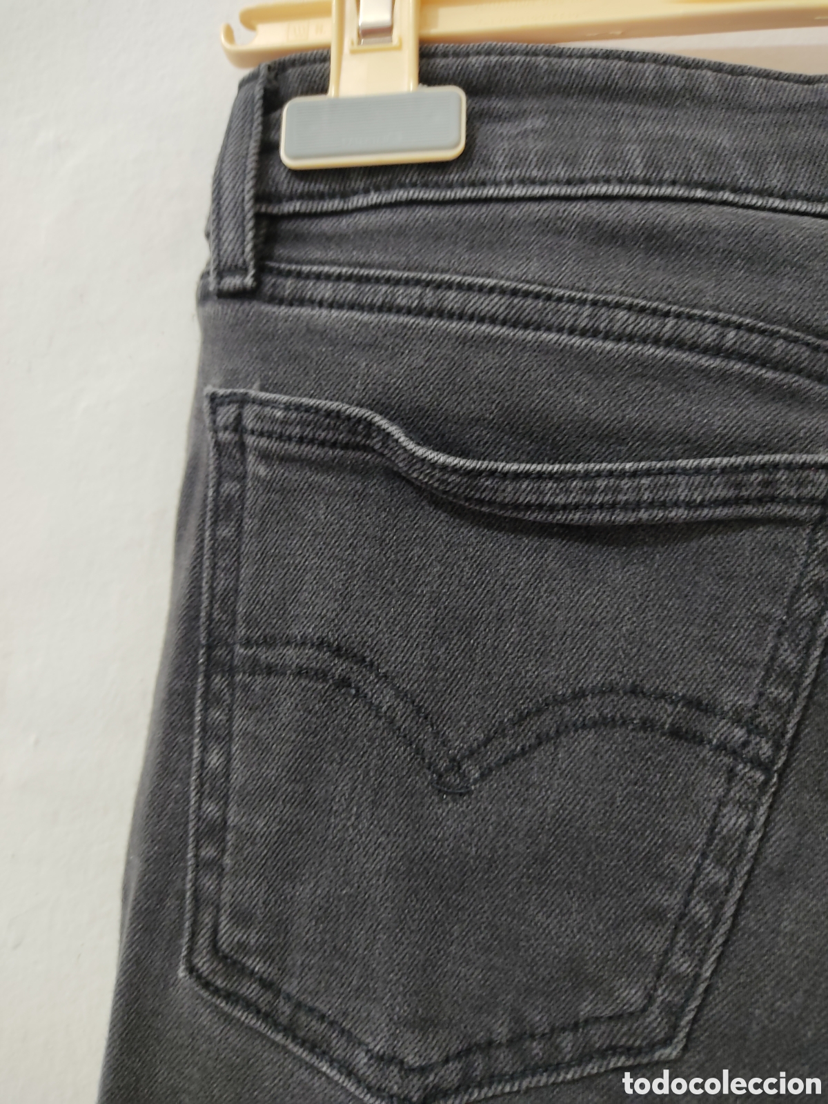 Segunda mano: Vaqueros Pitillo para mujer S Levis Line 8 - Foto 22