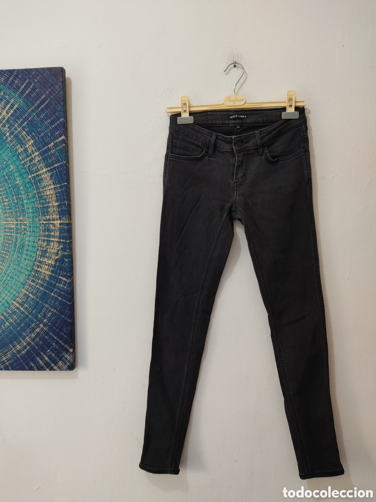 Segunda mano: Vaqueros Pitillo para mujer S Levis Line 8 - Foto 1