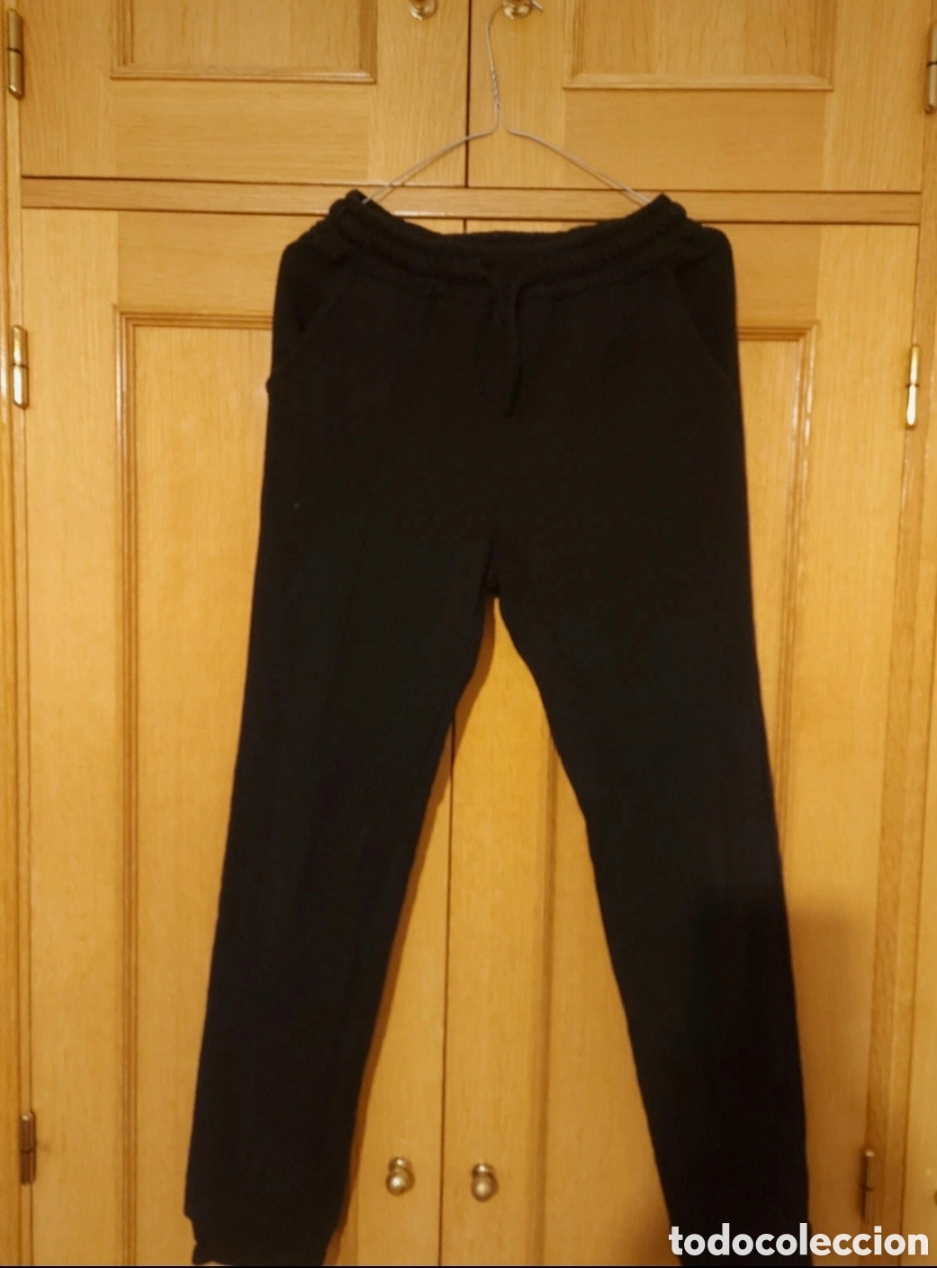 Segunda mano: Pantal&oacute;n jogger negro mujer - Foto 1