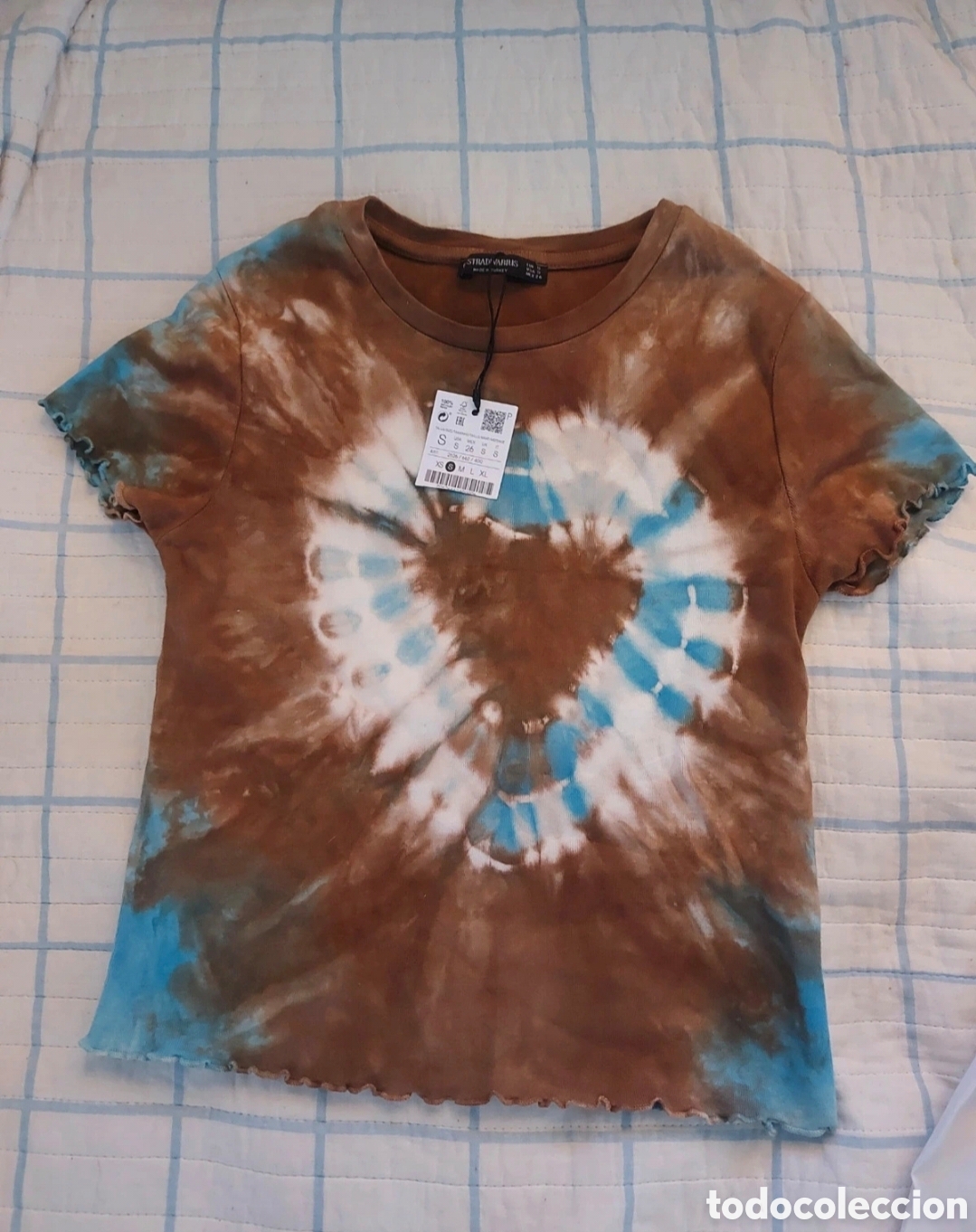 Segunda mano: Camiseta colores Stradivarius - Foto 1