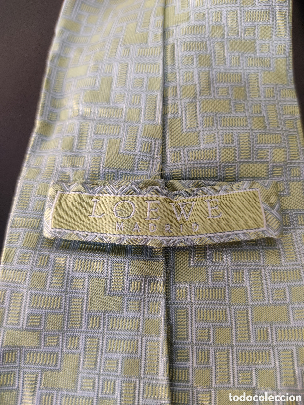 Segunda mano: Corbata para hombre marca Loewe 100% Seda - Foto 3