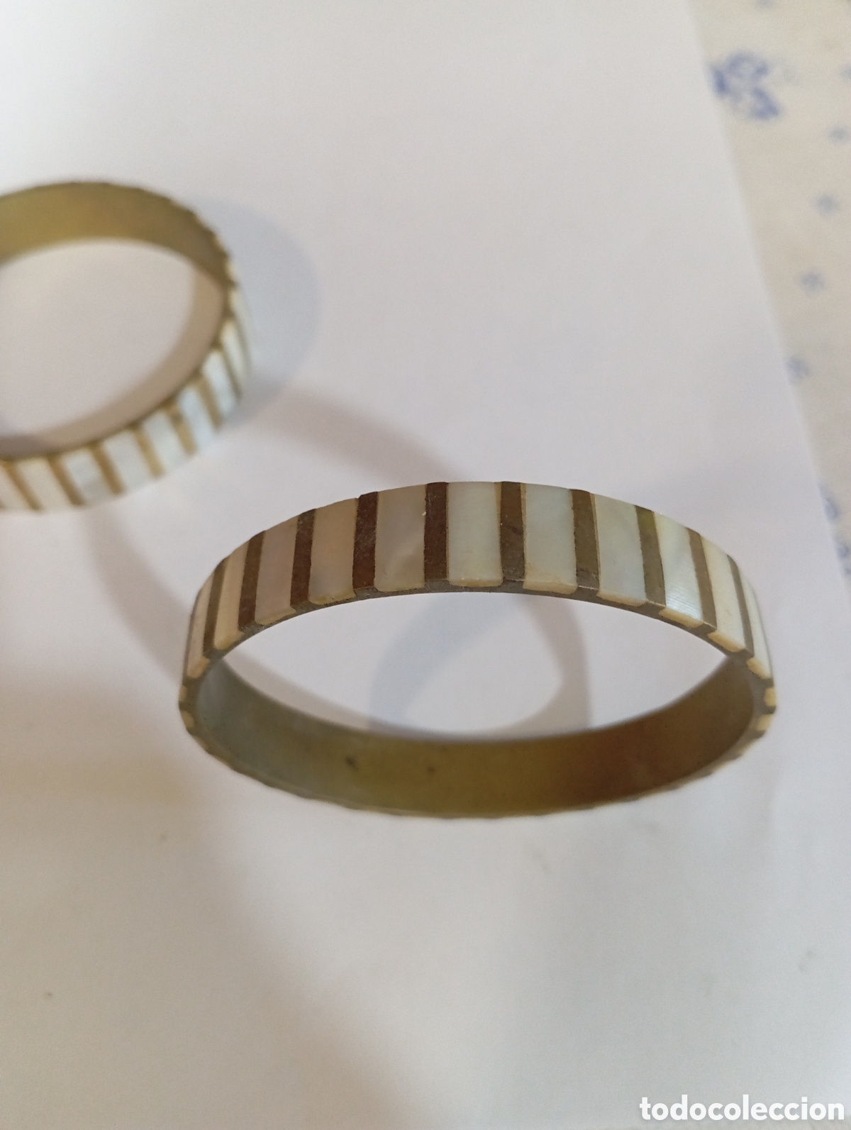 Segunda mano: DOS PULSERAS BISUTER&Iacute;A - Foto 2