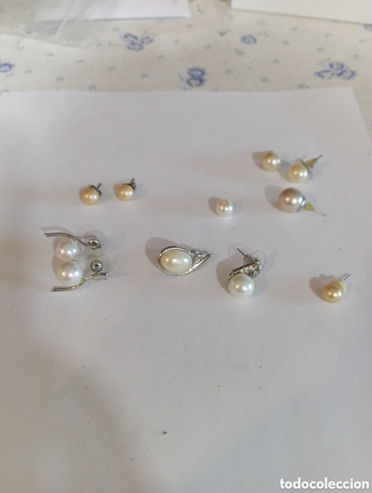 Segunda mano: PENDIENTES DE BISUTER&Iacute;A - Foto 1