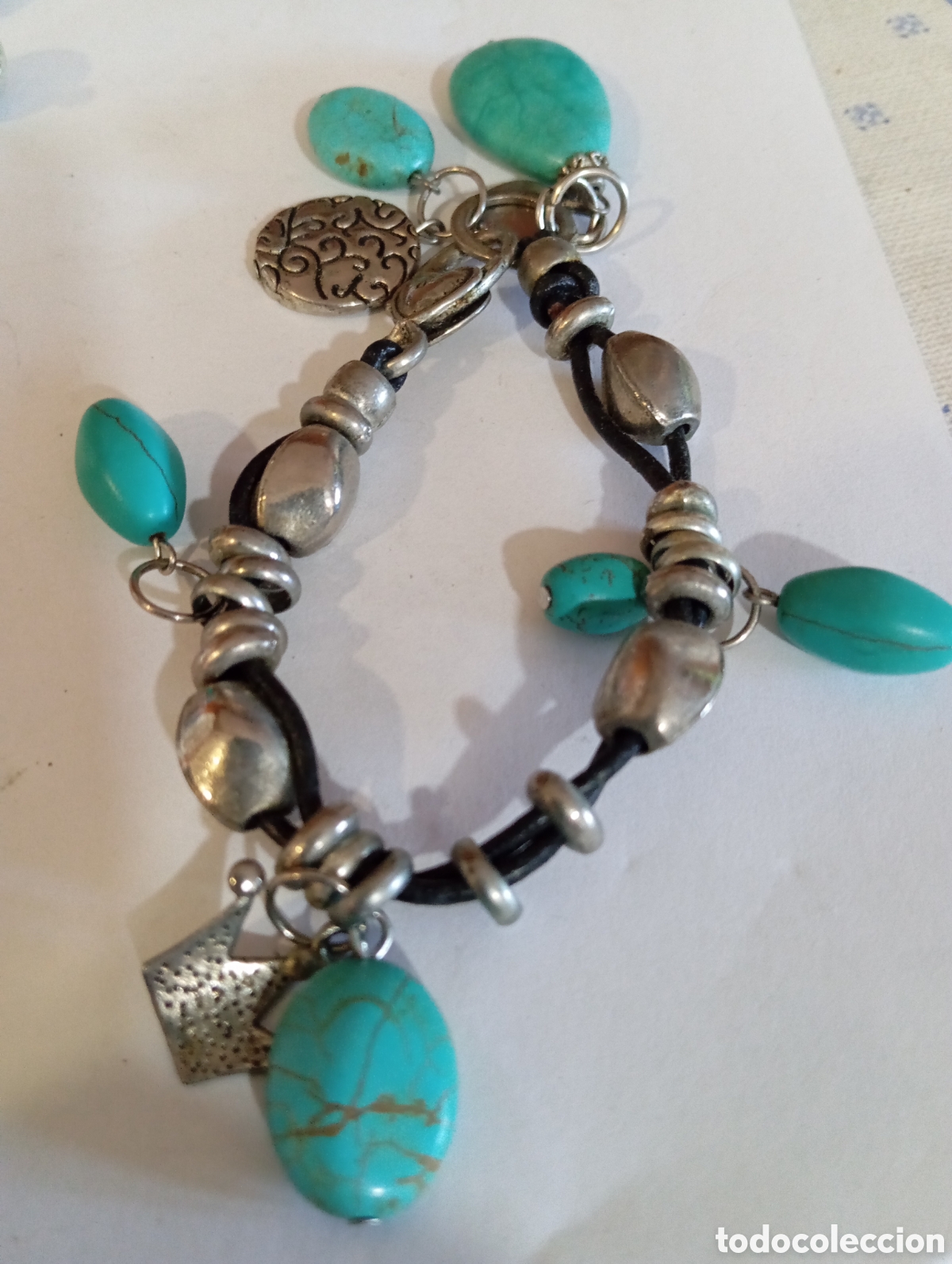 Segunda mano: CUATRO PULSERAS DE BISUTER&Iacute;A - Foto 3