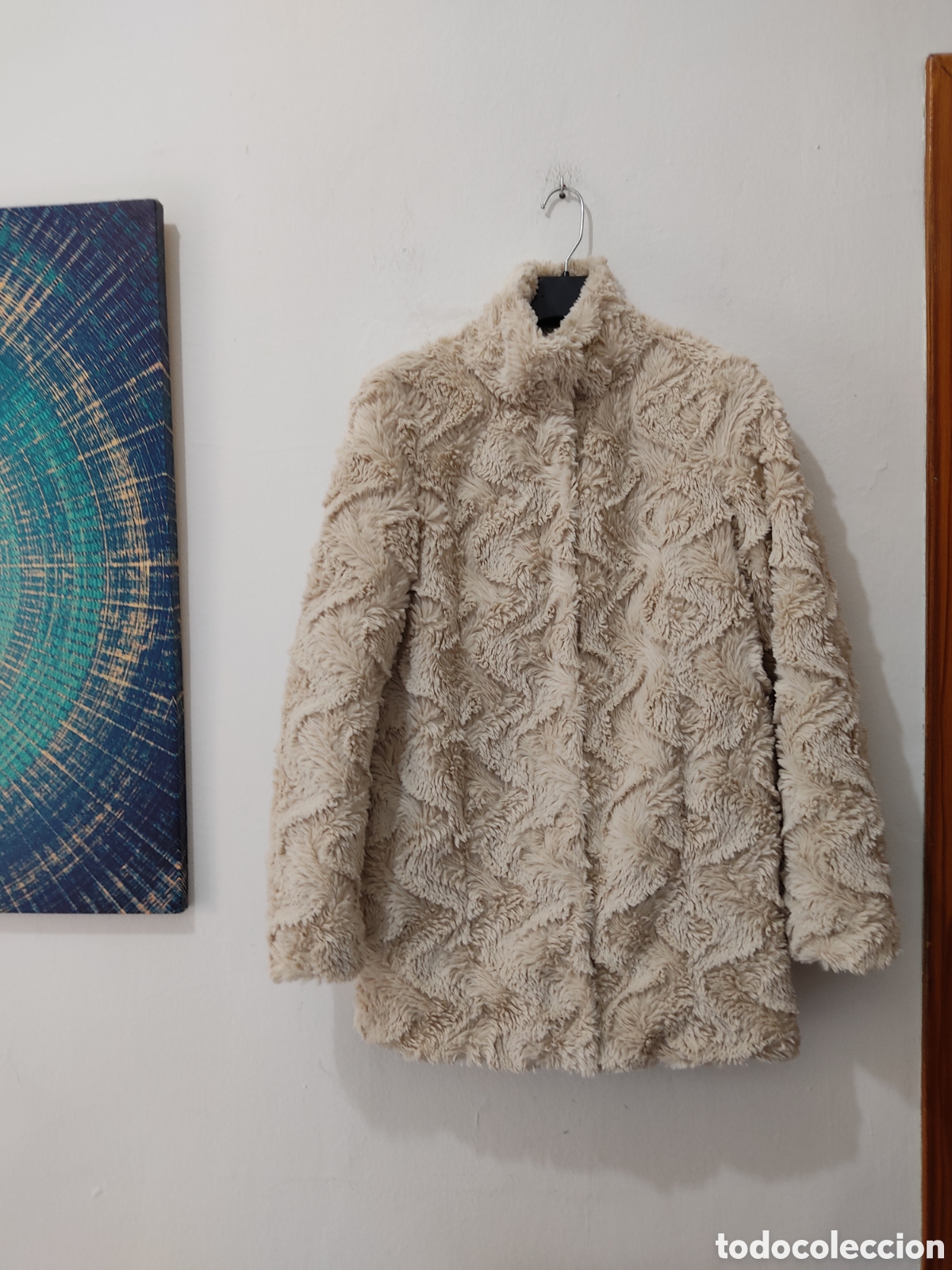 Segunda mano: Abrigo Efecto Pelo para mujer XS marca Vero Moda - Foto 1