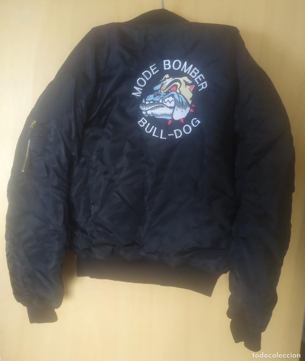 Segunda mano: Bomber con bordado Bull Dog - Foto 4