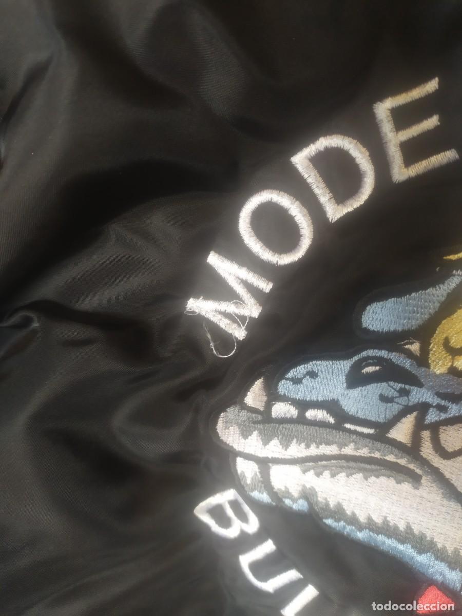 Segunda mano: Bomber con bordado Bull Dog - Foto 6