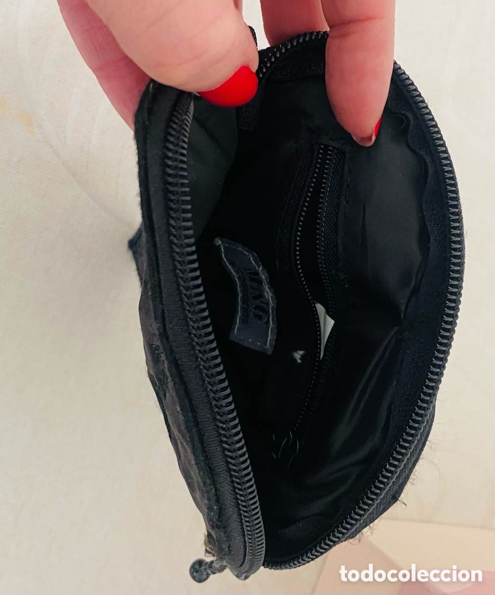 Segunda mano: Bolso de mano en forma de coraz&ograve;n - Foto 4