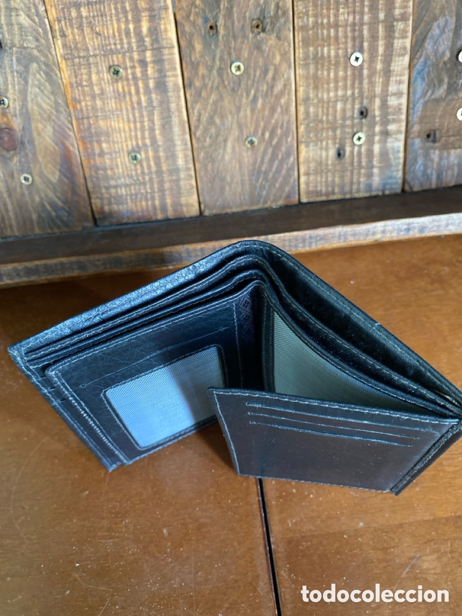 Segunda mano: Cartera tarjetero y billetera varros - Foto 4