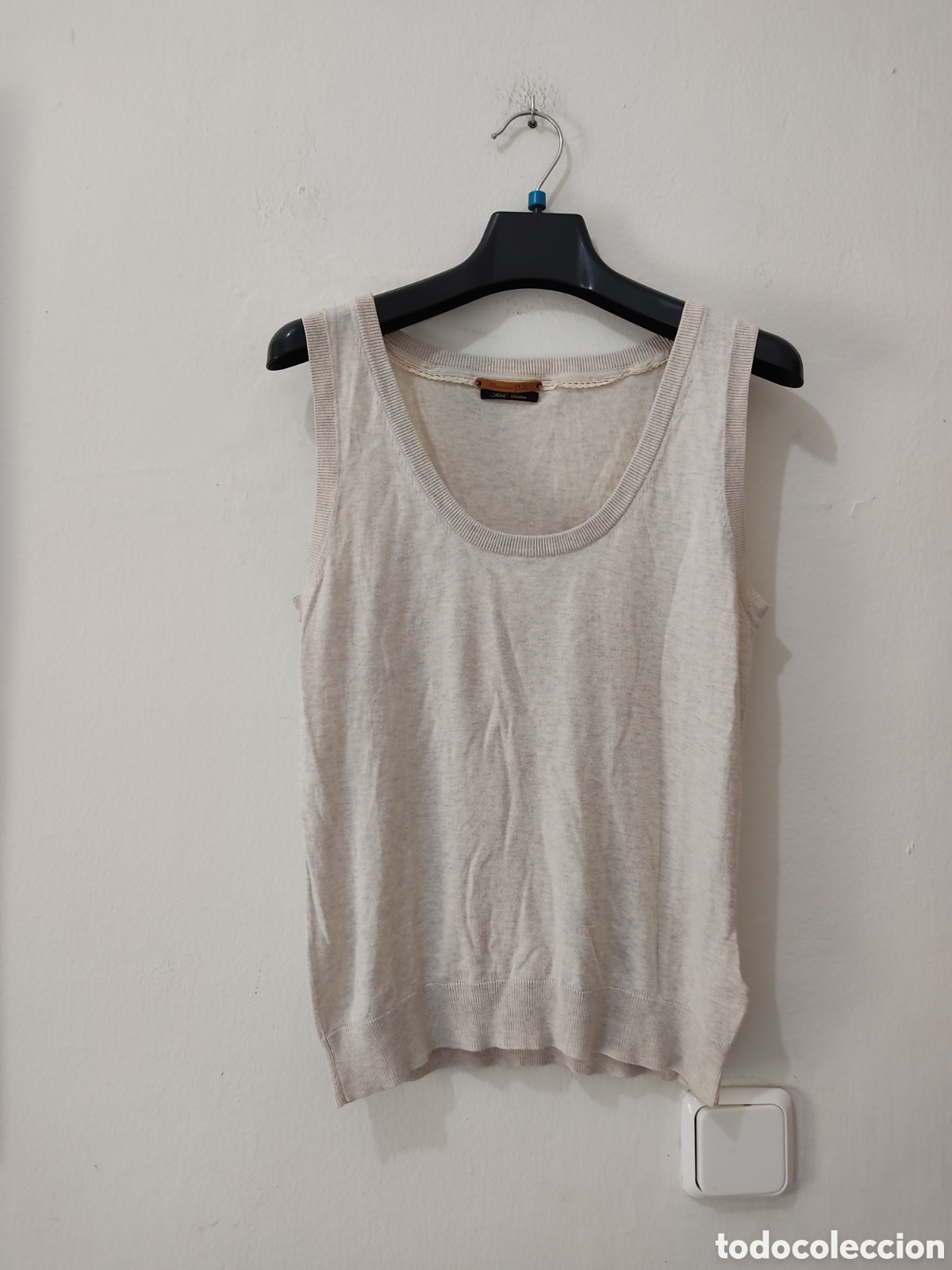 Segunda mano: Chaleco para mujer talla 34 marca Massimo Dutti 55% Seda - Foto 1