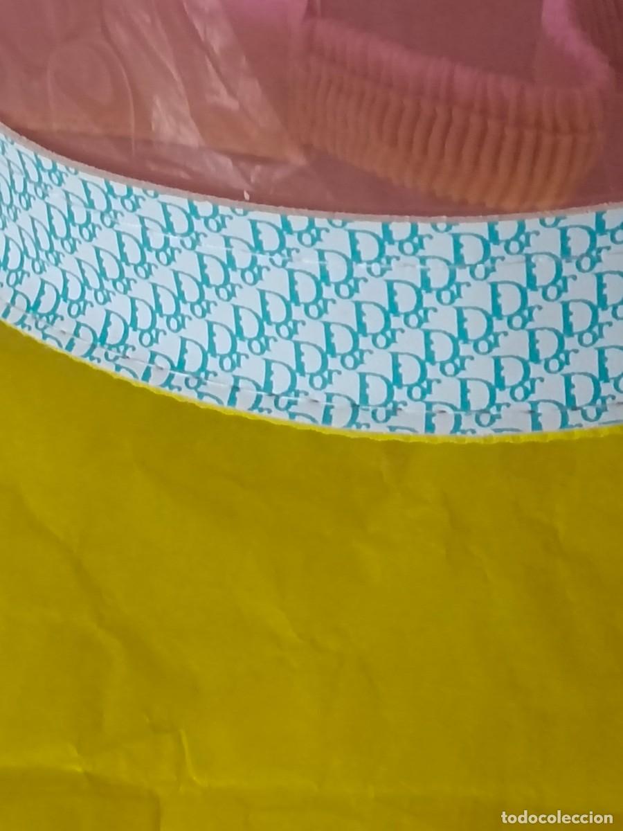Segunda mano: Visera Dior pl&aacute;stico - Foto 2