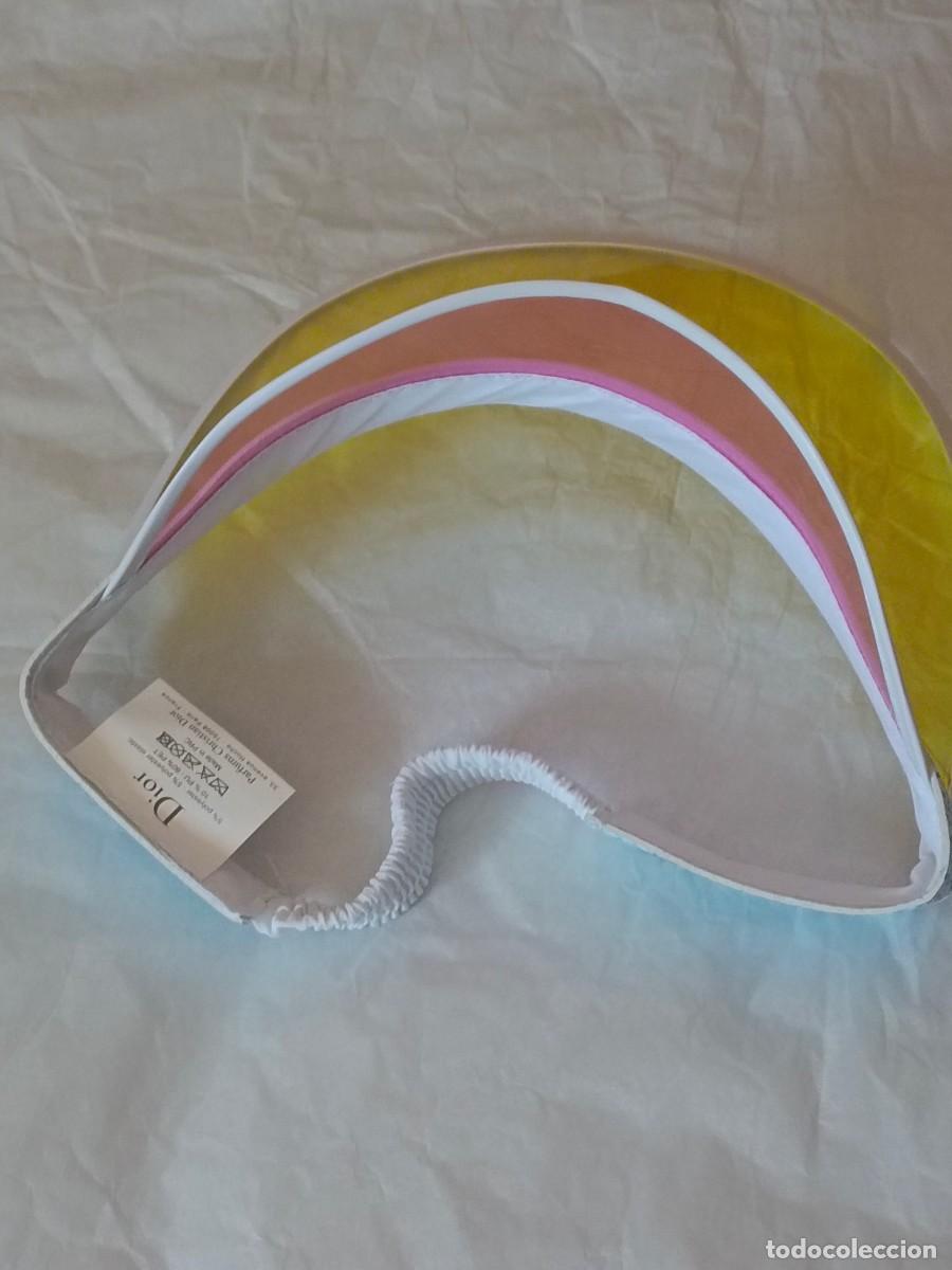Segunda mano: Visera Dior pl&aacute;stico - Foto 4