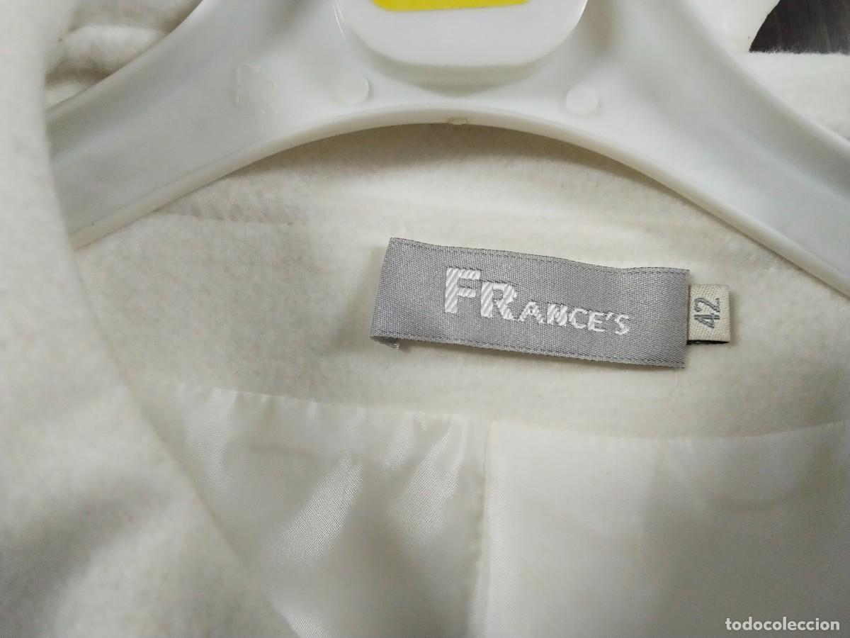 Segunda mano: ABRIGO DE PA&Ntilde;O MUJER BLANCO FRANCES TALLA 42 - Foto 3