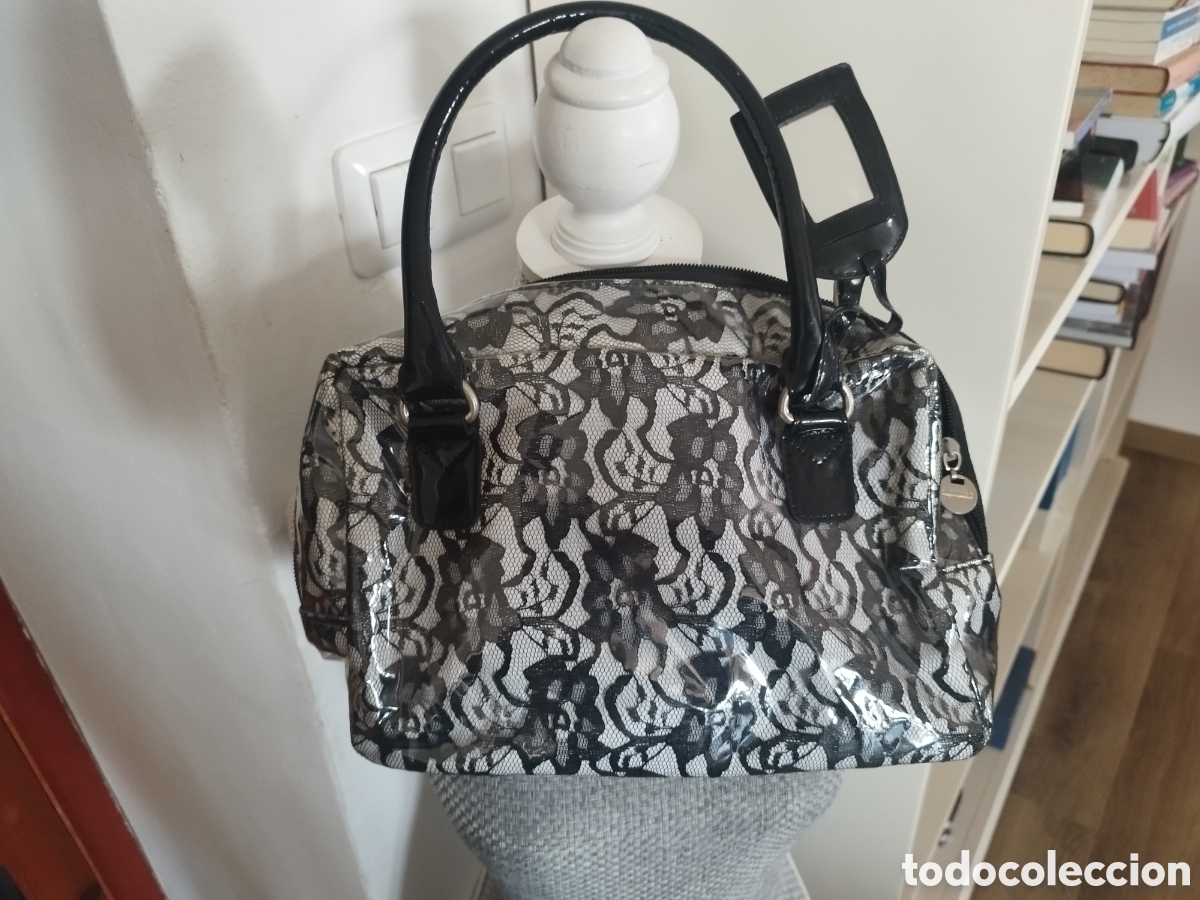 Segunda mano: Bolso viaje pl&aacute;stico - Foto 1