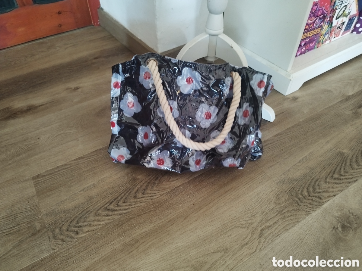 Segunda mano: Bolsa pl&aacute;stico impermeable Misako - Foto 1