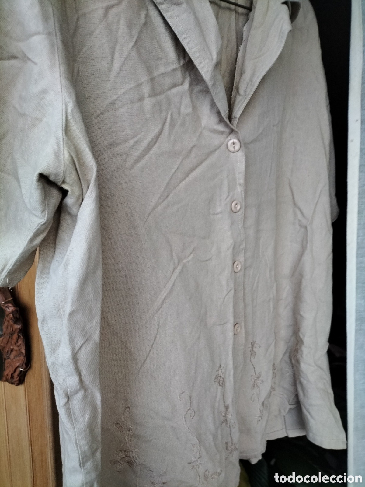 Segunda mano: Blus&oacute;n algod&oacute;n beige talla XL - Foto 1
