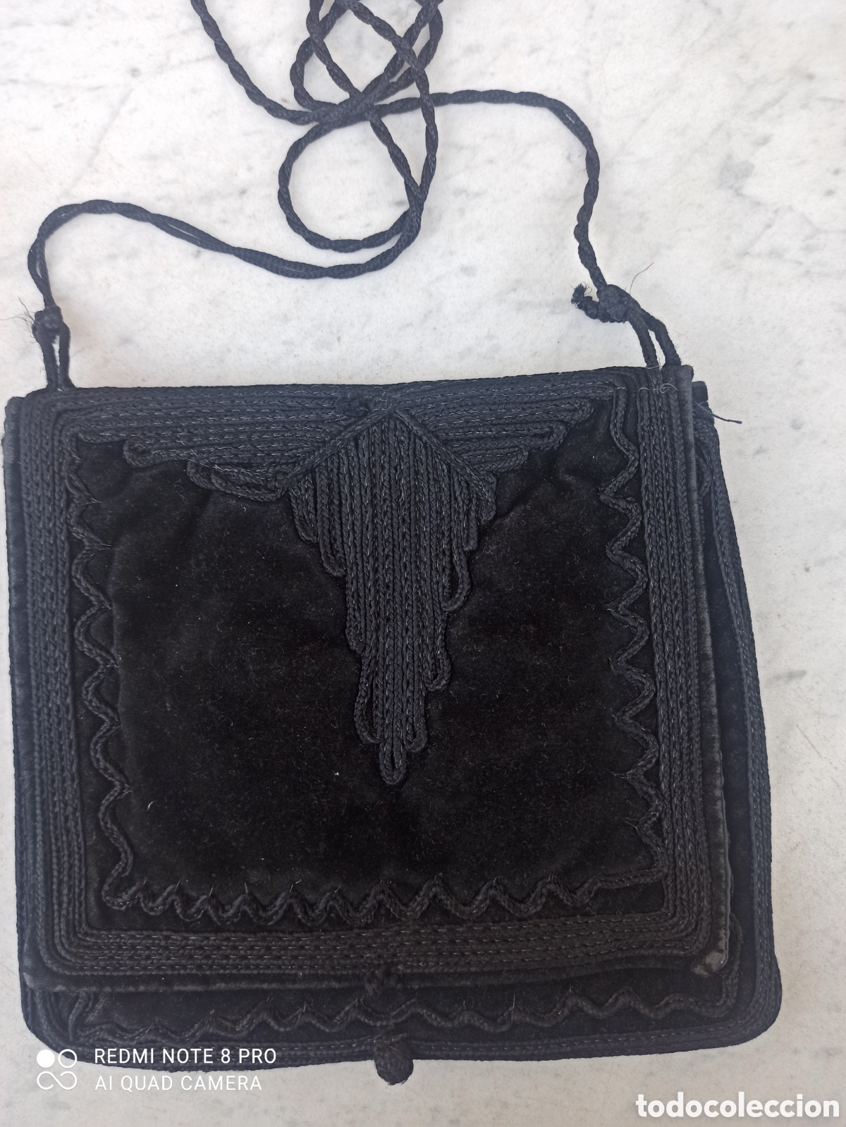 Segunda mano: Bolso de terciopelo con bordados - Foto 1