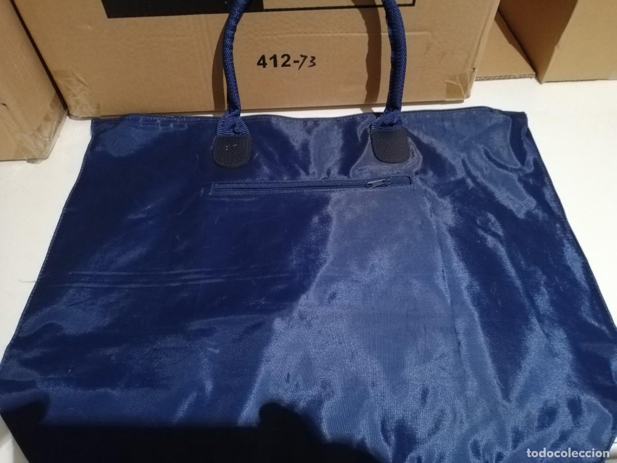 Segunda mano: BOLSO AZUL PLAYERO MUY COMODO DE LLEVAR - Foto 1