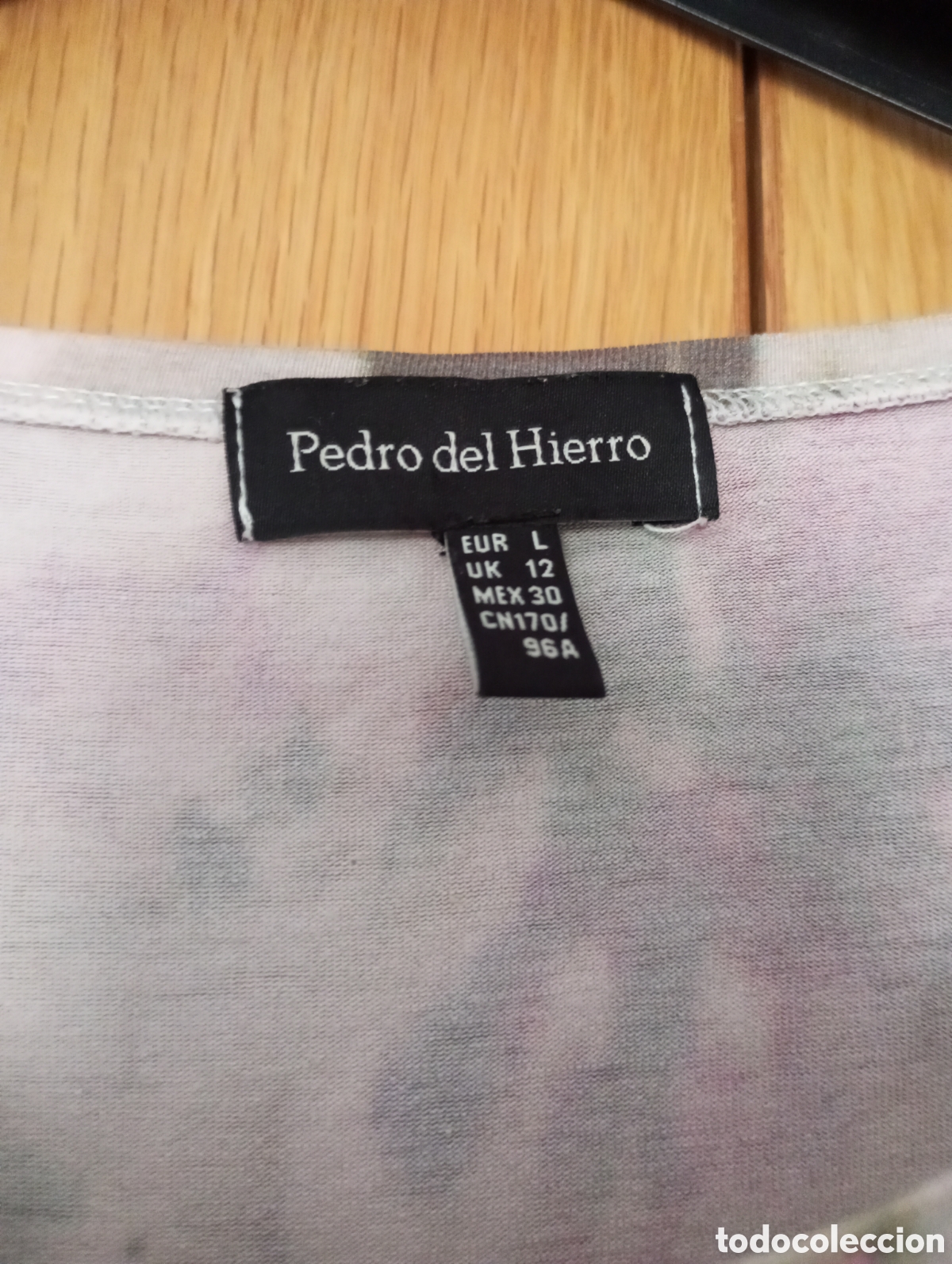 Segunda mano: Camiseta Pedro del Hierro - Foto 4