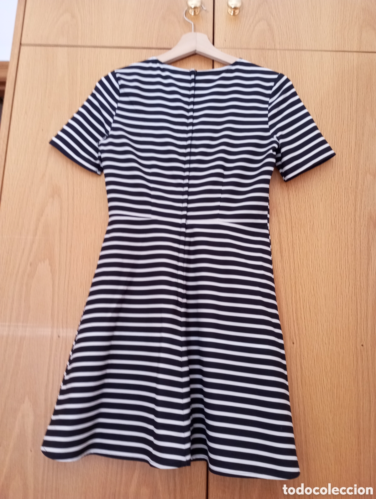 Segunda mano: Vestido de rayas negro blanco - Foto 3