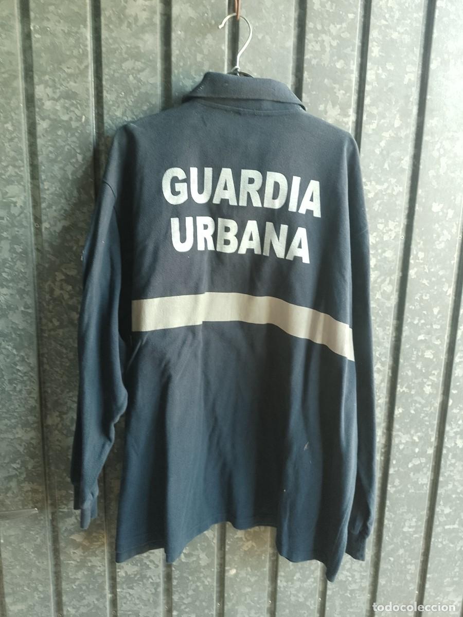 Segunda mano: Jersey de Guardia Urbana con parches. - Foto 3