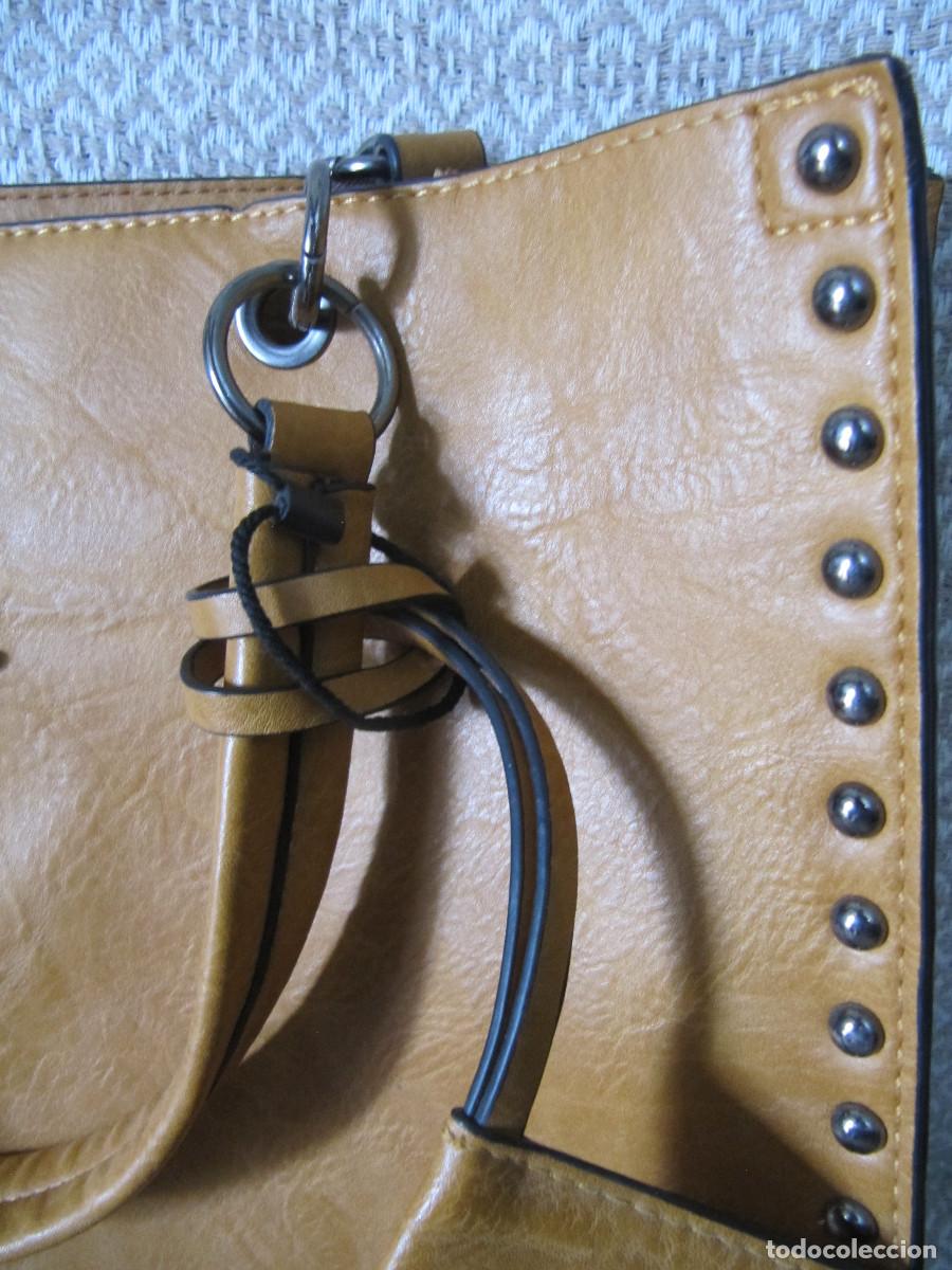 Segunda mano: BOLSO MARRON CON CARTERA - Foto 5