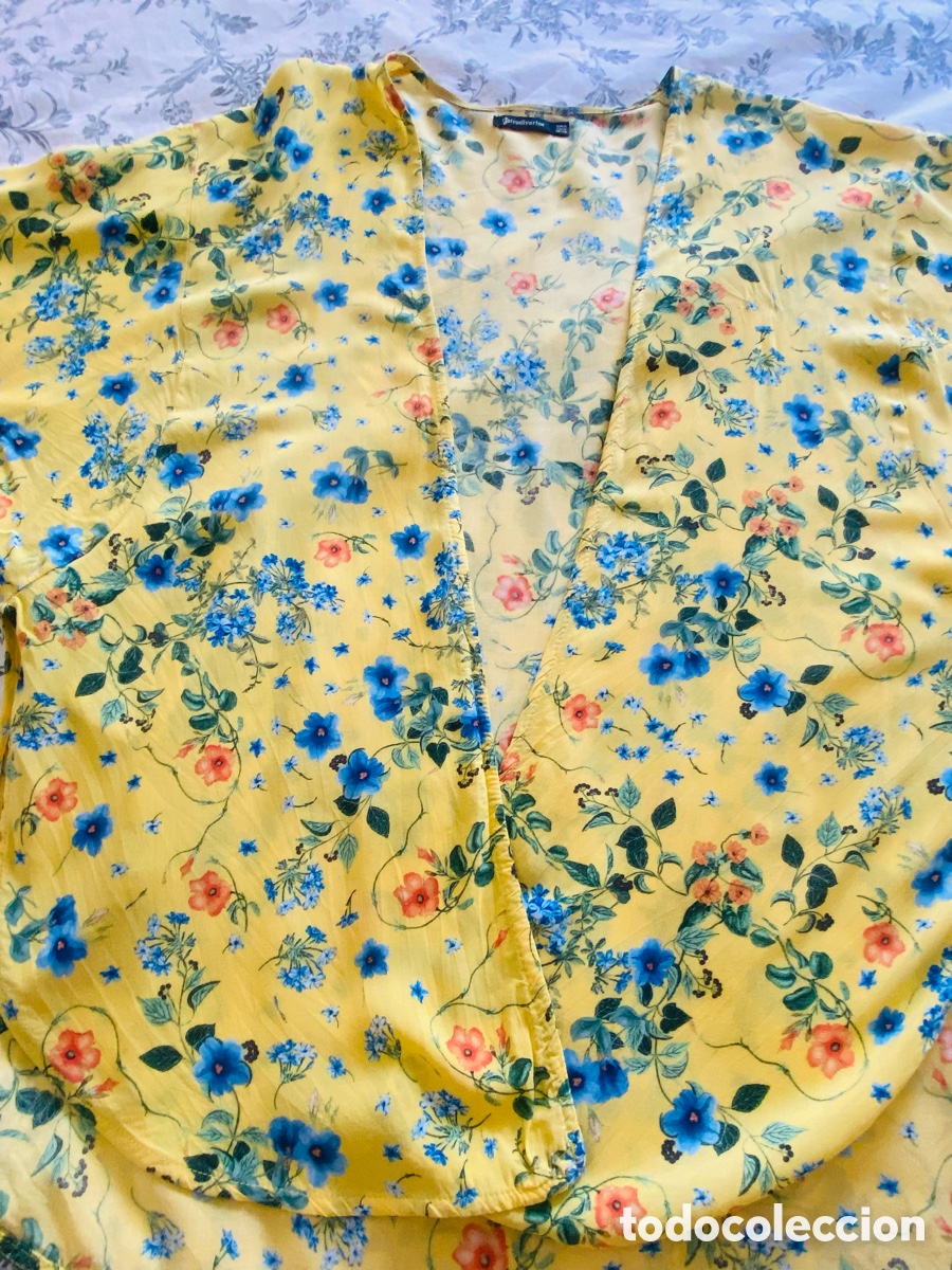 Segunda mano: Kimono Amarillo Estampado - Foto 2