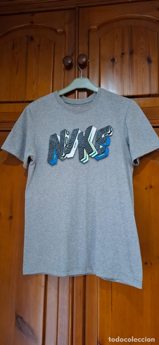Segunda mano: Camiseta NIKE con estampado - Foto 1