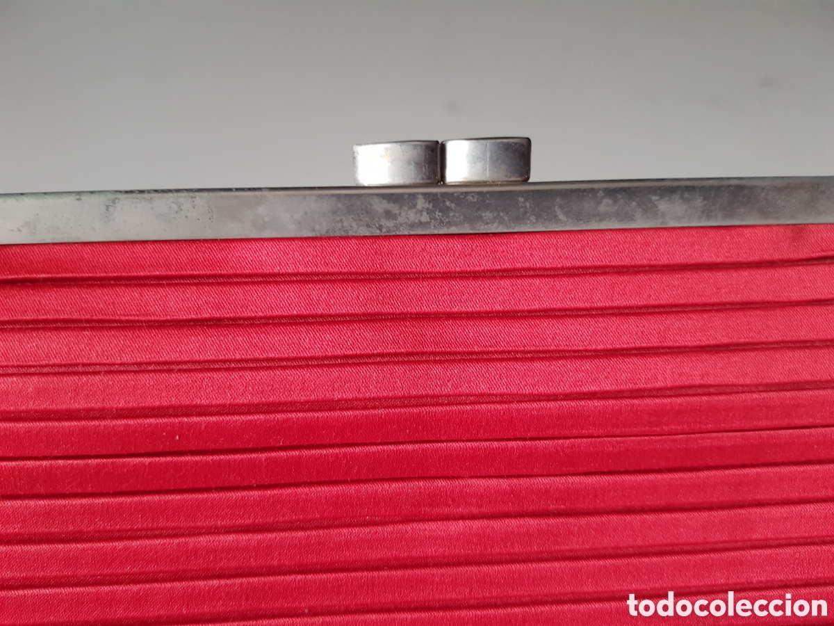 Segunda mano: Bolso rojo de fiesta con cadenilla. - Foto 3