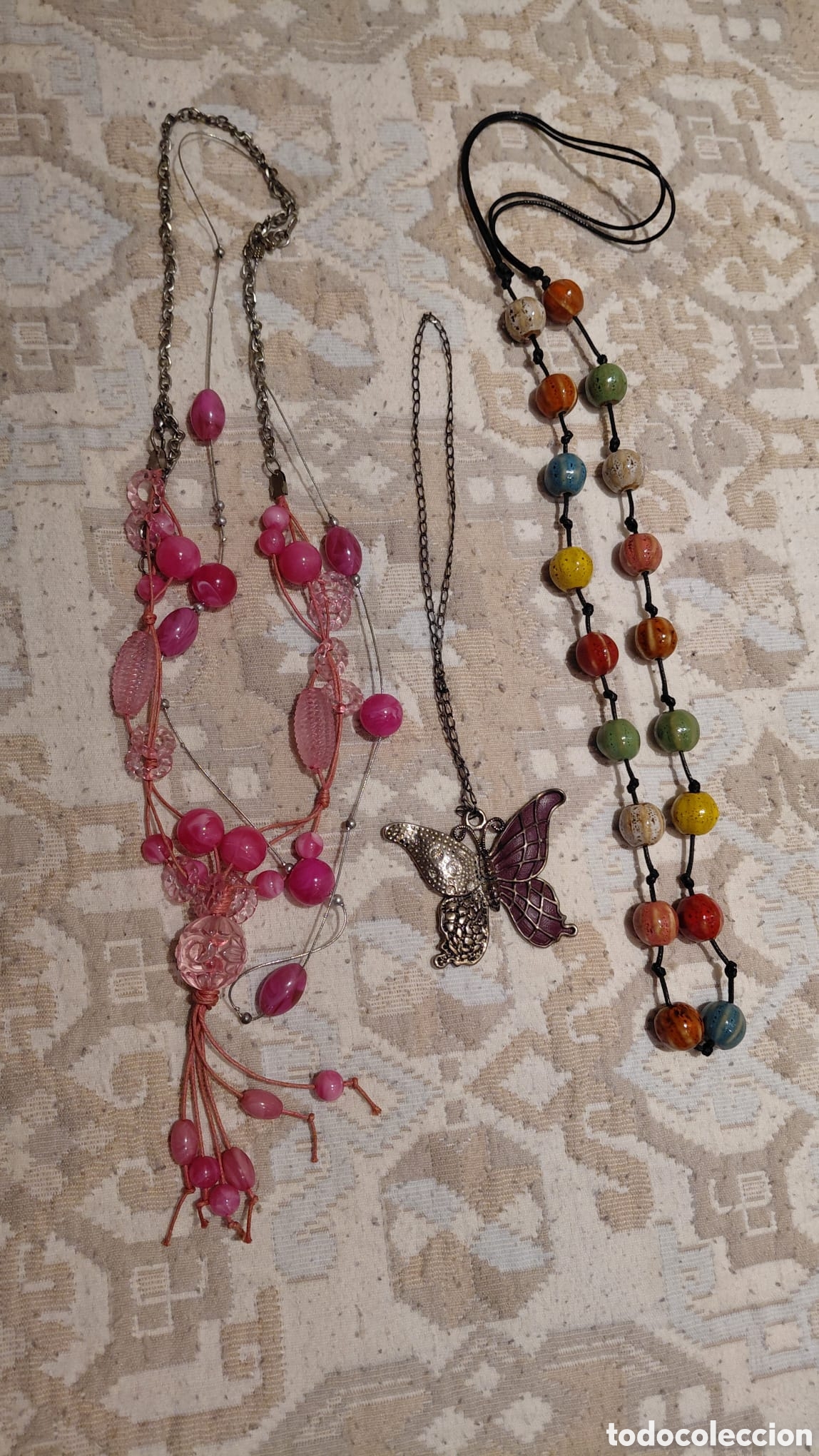 Segunda mano: Tres bonitos collares. - Foto 1