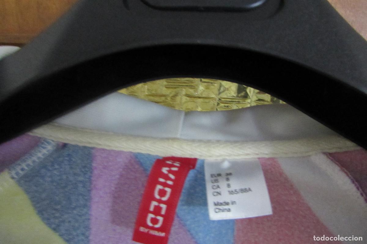 Segunda mano: CHAQUETA CHANDAL MULTICOLOR H&M Divided 38 - Foto 11