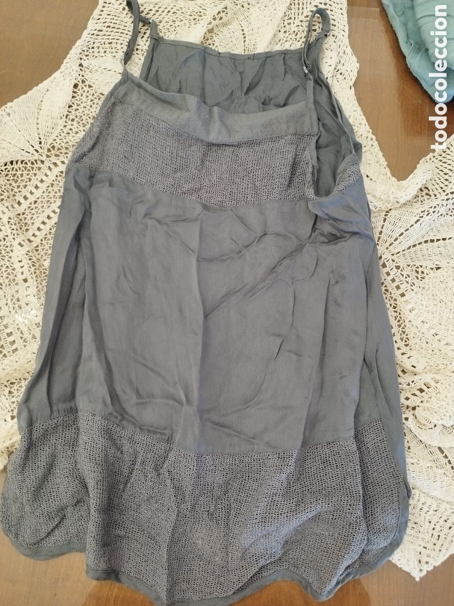 Segunda mano: Top N&uuml; Denmark gris talla M - Foto 2
