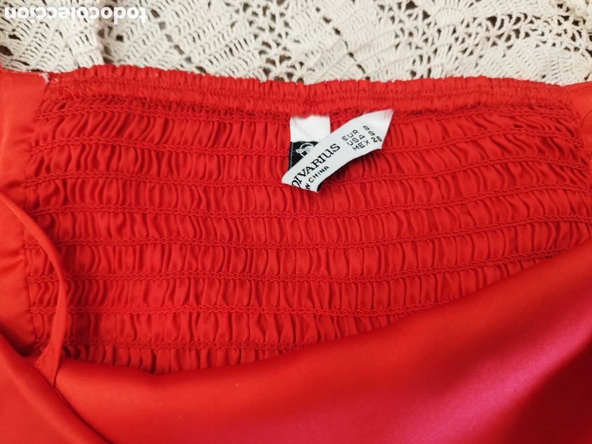 Segunda mano: Crop top rojo Stradivarius talla S - Foto 2