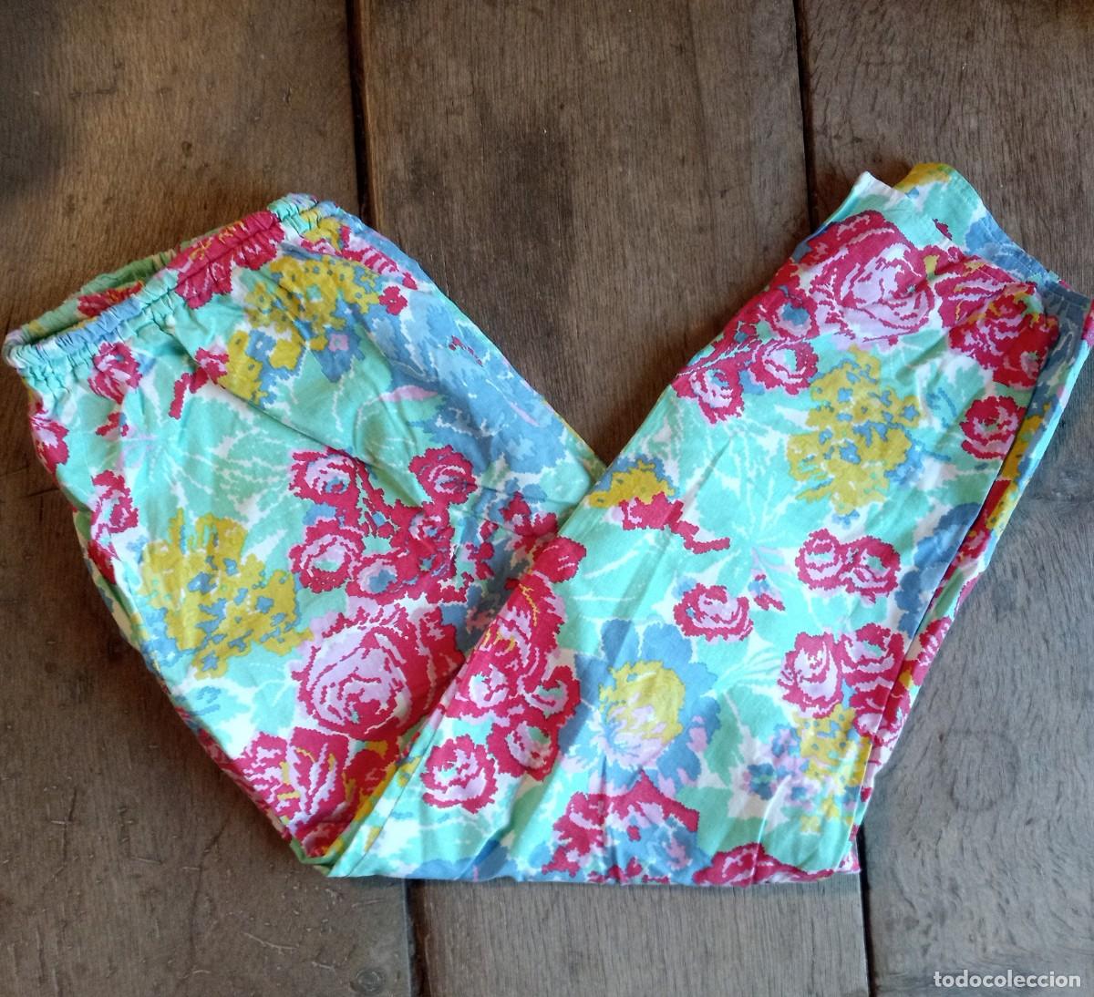 Segunda mano: C&oacute;modos pantalones de algod&oacute;n floreados. Talla 40 - Foto 1