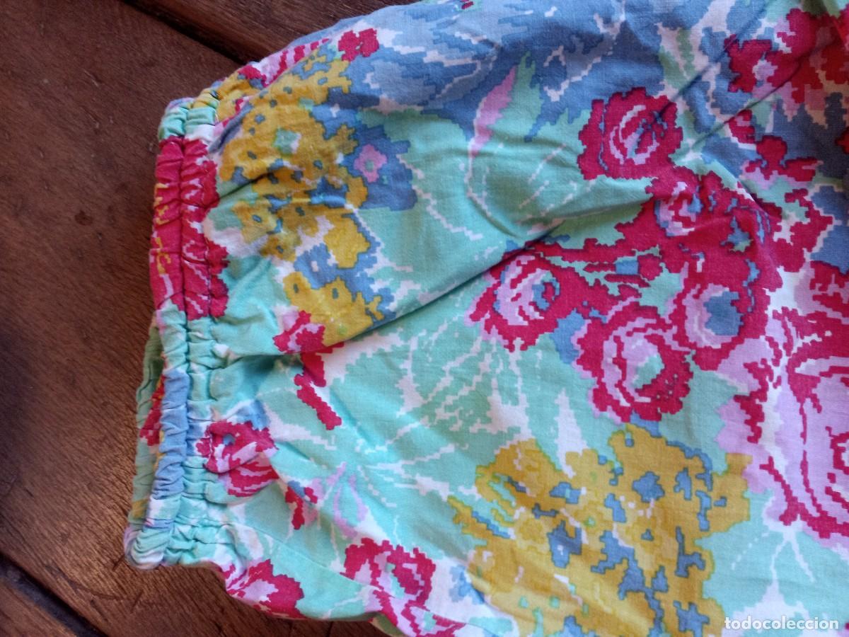 Segunda mano: C&oacute;modos pantalones de algod&oacute;n floreados. Talla 40 - Foto 3