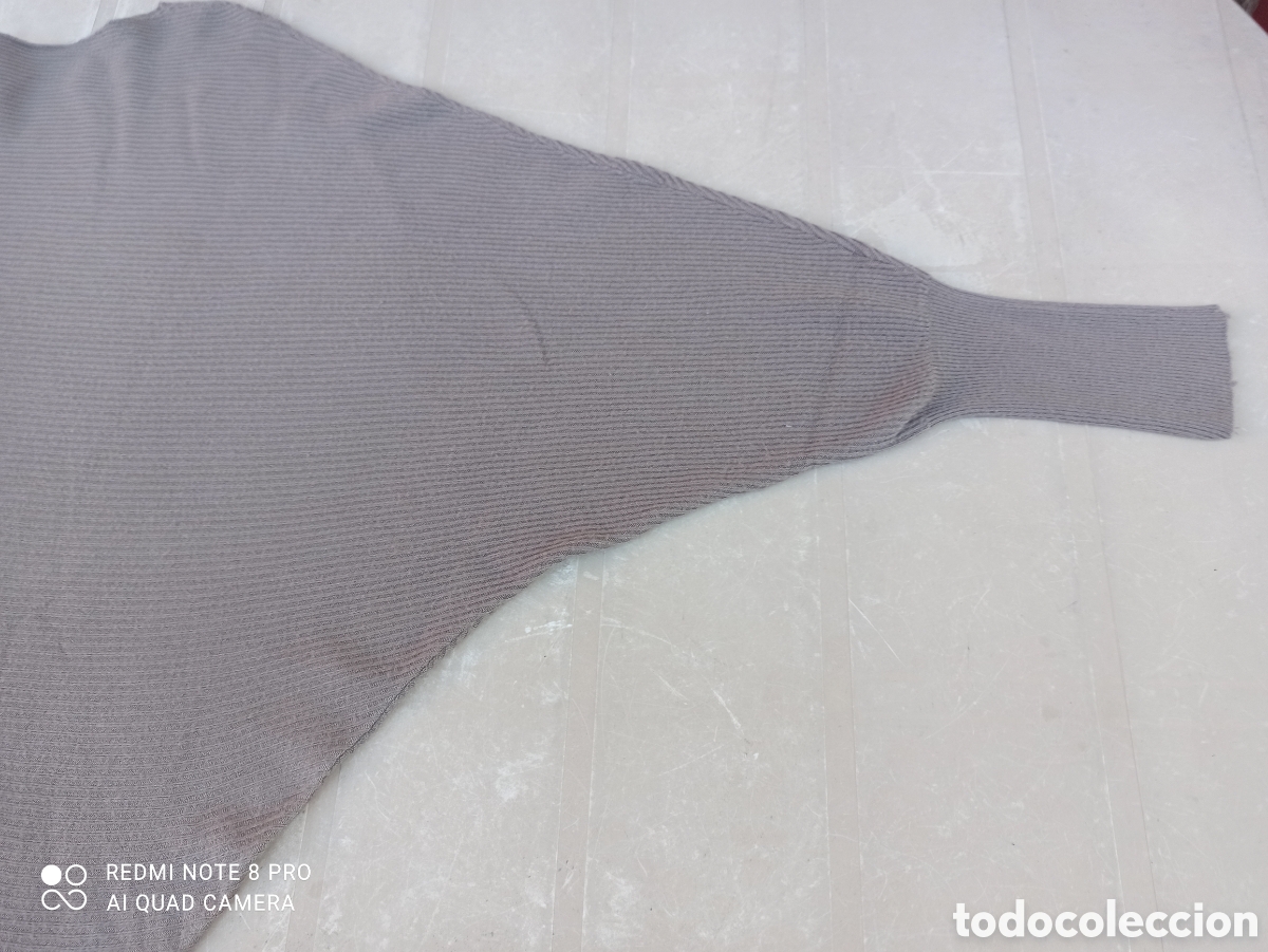 Segunda mano: Jersey muy original, para llevar holgado - Foto 5