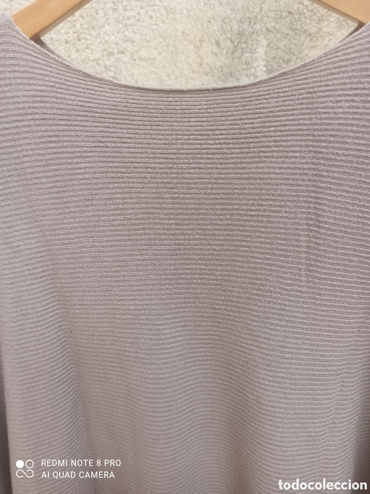Segunda mano: Jersey muy original, para llevar holgado - Foto 11