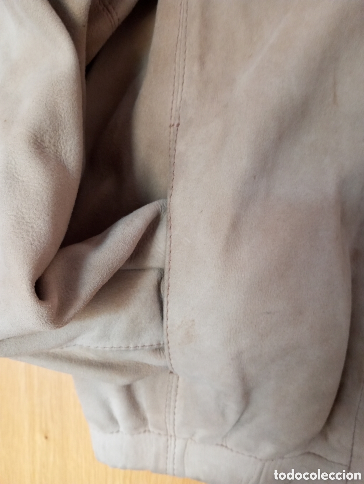 Segunda mano: Chaqueta p&iacute;el vuelta - Foto 3