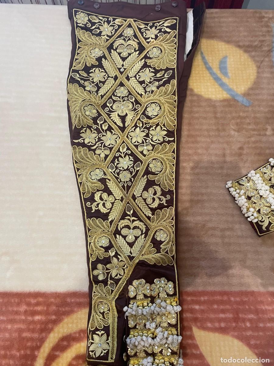 Segunda mano: Vestido de luces tabaco y oro - Foto 1