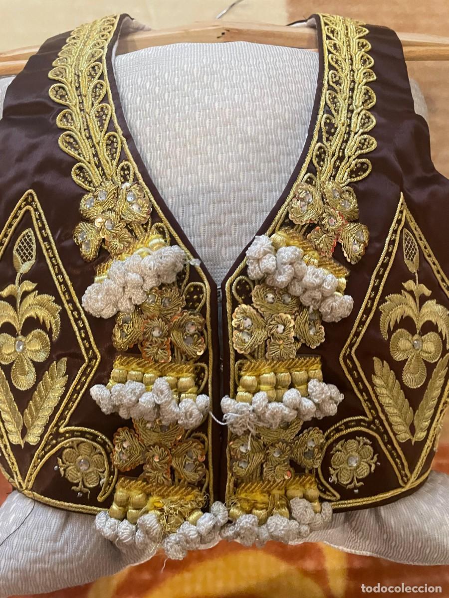 Segunda mano: Vestido de luces tabaco y oro - Foto 2