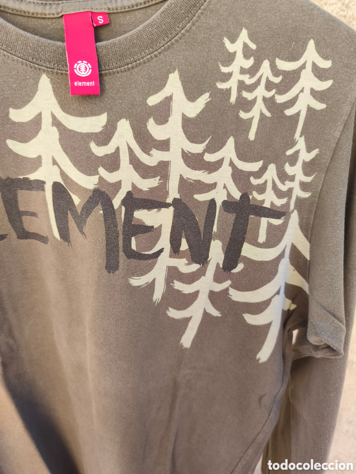 Segunda mano: Camiseta Element + otra Marc Crew de regalo - Foto 2