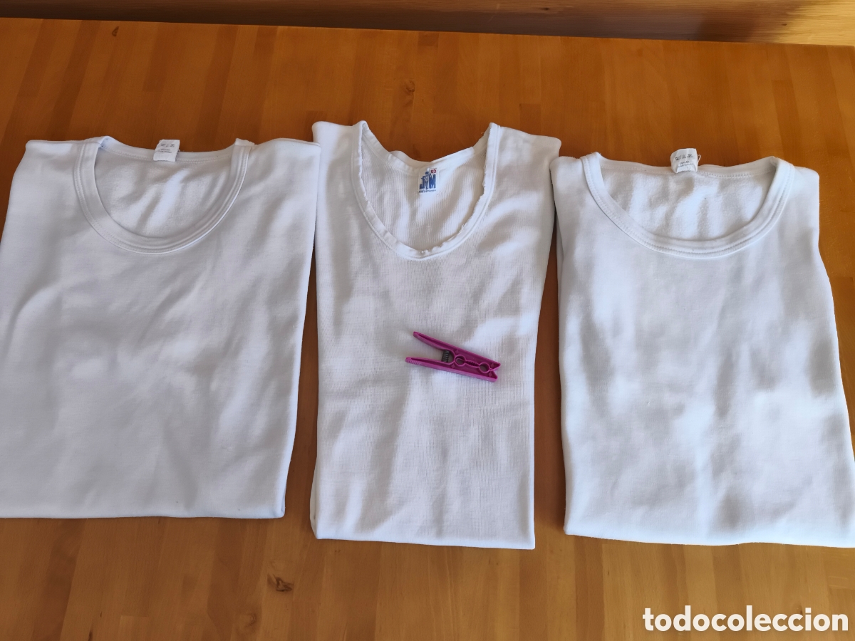 Segunda mano: 2 camisetas interior + 1 de regalo - Foto 4